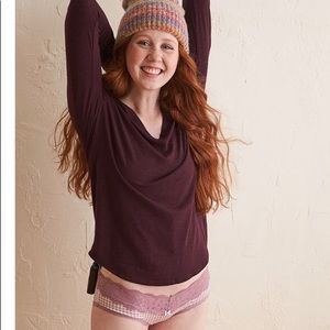 American Eagle cranberry cute medium vneck sweater